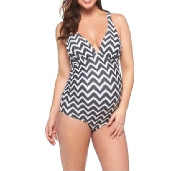 Womens New Liz Lange Maternity One Piece Swimsuit - Picture 1 of 7